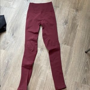 burgundy lululemon full length leggings